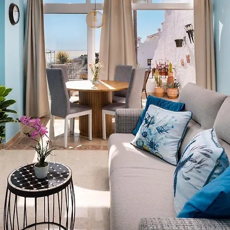 Sea View Capistrano Village * نيرخا